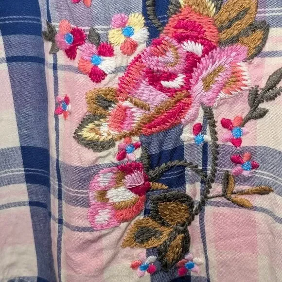 Soft Surroundings Plaid Floral Embroidered Button Down Tunic Small 100% Cotton - Picture 4 of 9